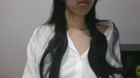 Snapshot of axuepetitt chatting on 29, 1, 2025 axue online show from 29, 1, 2025