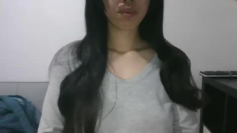 Snapshot of axuepetitt chatting on 22, 2, 2025 axue online show from 22, 2, 2025