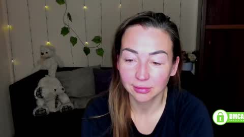 Snapshot of ay_kiss_jully chatting on 17, 2, 2025 Jully online show from 17, 2, 2025
