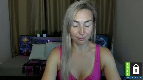 Snapshot of ay_kiss_jully chatting on 23, 9, 2025 Jully online show from 23, 9, 2025