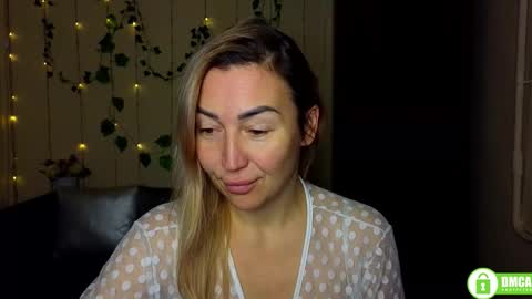 Jully online show from 11, 1, 2026