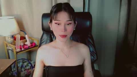 Snapshot of ayahoshilovesyou chatting on 20, 5, 2026 AYAHOSHILOVESYOU online show from 20, 5, 2026
