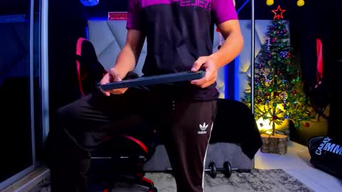 Ayden Miller online show from 21, 12, 2025