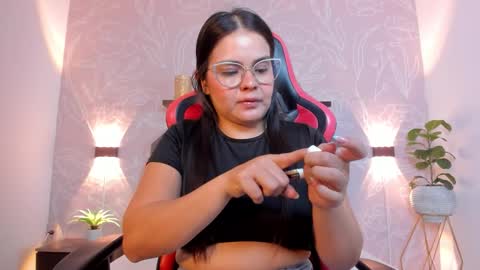 Alyda Jaramillo online show from 26, 2, 2026