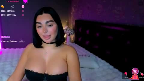  Ayla Demir  online show from 9, 11, 2025