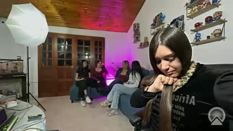 nany online show from 12, 2, 2026