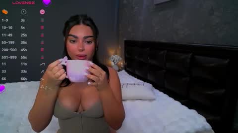 Snapshot of aylademir chatting on 17, 9, 2025 Ayla online show from 17, 9, 2025