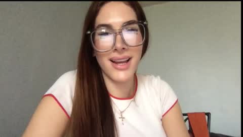 Snapshot of aysel_mv chatting on 22, 9, 2025 aysel_mv online show from 22, 9, 2025
