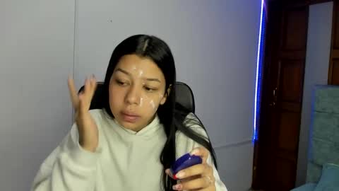 aysha_winxx online show from 22, 11, 2025