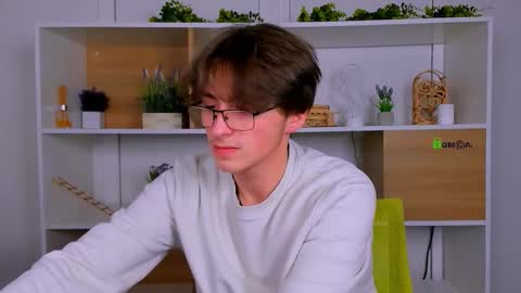 azen_rush online show from 17, 12, 2025