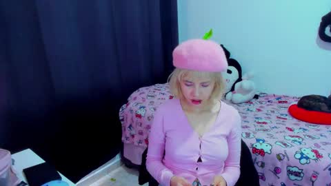 Azu Moure online show from 28, 2, 2026