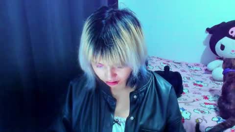 Azu Moure online show from 9, 8, 2026