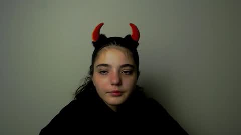 azumi_chan_ online show from 16, 10, 2025