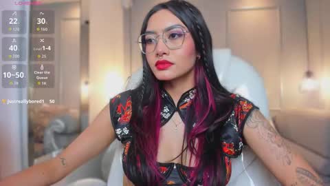 Azura online show from 5, 2, 2026