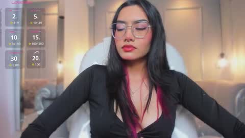 Azura online show from 9, 2, 2026