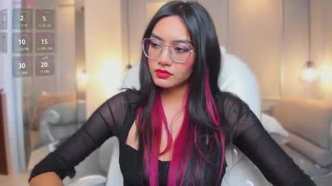 Azura online show from 19, 2, 2026