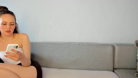 Snapshot of bab_boom chatting on 20, 5, 2026 Monica online show from 20, 5, 2026