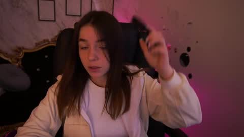 Snapshot of babe_dollie chatting on 30, 4, 2026 Babe online show from 30, 4, 2026