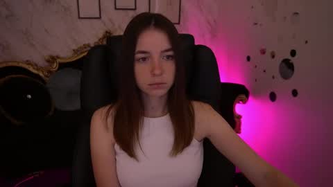 Snapshot of babe_dollie chatting on 24, 5, 2026 Babe online show from 24, 5, 2026