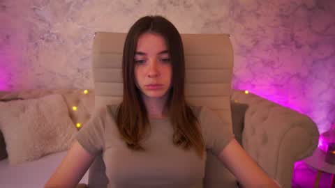 Snapshot of babe_dollie chatting on 11, 6, 2026 Babe online show from 11, 6, 2026