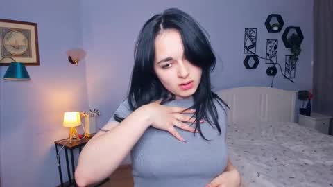 Snapshot of babe_on_fire chatting on 4, 10, 2025 Alice online show from 4, 10, 2025