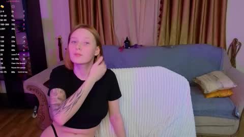 Snapshot of babees_eva chatting on 19, 9, 2025 Sweety Eva online show from 19, 9, 2025