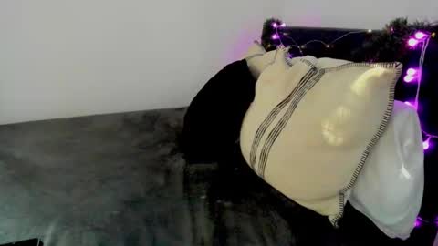 BabieLynn online show from 17, 12, 2025