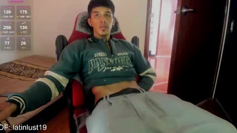 Snapshot of baby_gio chatting on 7, 6, 2026 OF GxoXabs online show from 7, 6, 2026