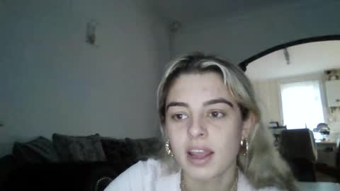 Snapshot of baby_girls2224 chatting on 13, 1, 2026 baby_girls2224 online show from 13, 1, 2026