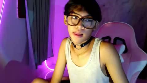 baby_kel online show from 5, 3, 2026