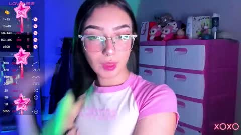 Snapshot of baby_lily1 chatting on 9, 9, 2025 lily online show from 9, 9, 2025