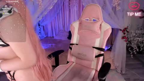  antonella  online show from 3, 3, 2025