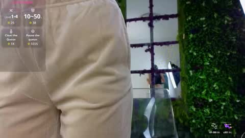 Baby Nico online show from 13, 10, 2025