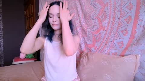 Snapshot of baby_onface chatting on 8, 4, 2026 Alice online show from 8, 4, 2026