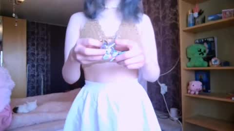 Snapshot of baby_onface chatting on 6, 5, 2026 Alice online show from 6, 5, 2026