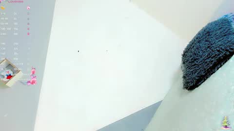 Snapshot of baby_rouss chatting on 3, 12, 2025 Baby-Rouss online show from 3, 12, 2025