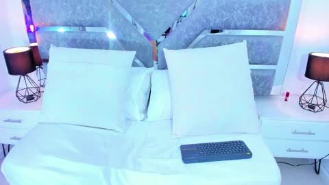 Snapshot of baby_sophie_ chatting on 18, 10, 2025 Sophie online show from 18, 10, 2025