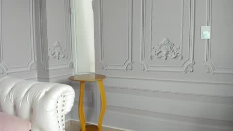 Karla  online show from 4, 3, 2025