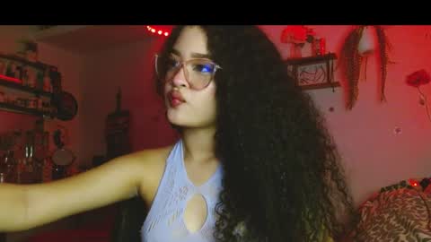 babybombom08 online show from 18, 4, 2026