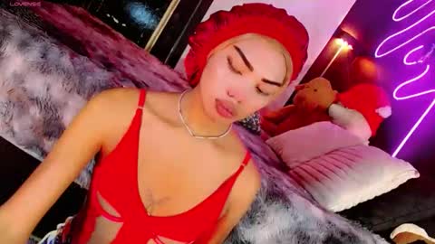 Snapshot of babycharol01 chatting on 31, 5, 2026 babycharol01 online show from 31, 5, 2026