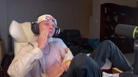 Big cock boy online show from 13, 12, 2024