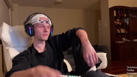 Big cock boy online show from 19, 12, 2024