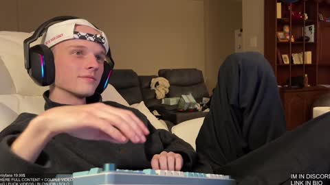 Big cock boy online show from 31, 12, 2024