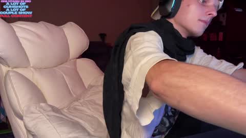 Big cock boy online show from 14, 1, 2025