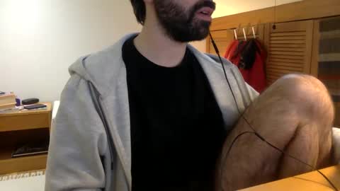 Snapshot of babyhardy chatting on 30, 12, 2024 Tom A.    online show from 30, 12, 2024