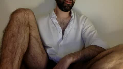 Snapshot of babyhardy chatting on 4, 10, 2025 Tom A.    online show from 4, 10, 2025