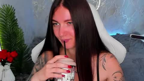 Snapshot of babyisperfect chatting on 8, 7, 2026 Sophia online show from 8, 7, 2026