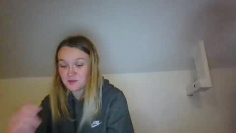 babykay03 online show from 31, 10, 2025