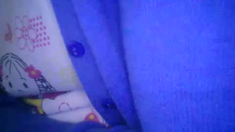 babyluna16 online show from 5, 10, 2025