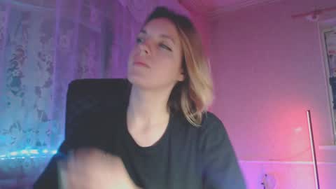 Snapshot of babymuro4ka chatting on 7, 2, 2025 Sonya online show from 7, 2, 2025